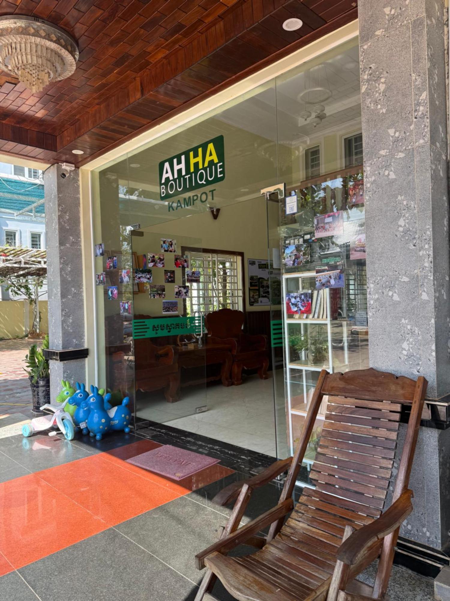 Hotel Ahha Boutique Kampot Exterior foto